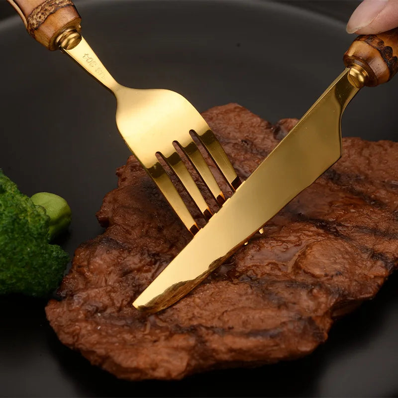 Set de couverts en bambou avec étui – Nomade & réutilisable