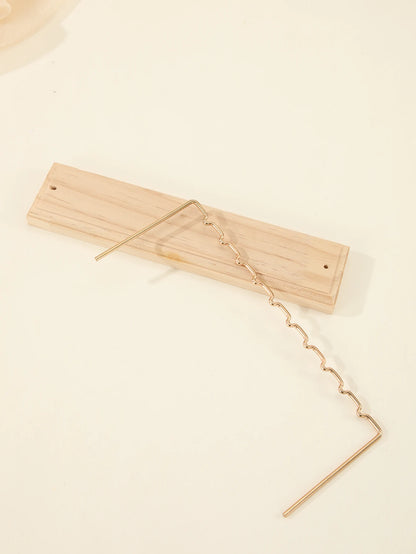 Présentoir éco-chic – Support en bois & laiton pour boucles d’oreilles | Verdalya