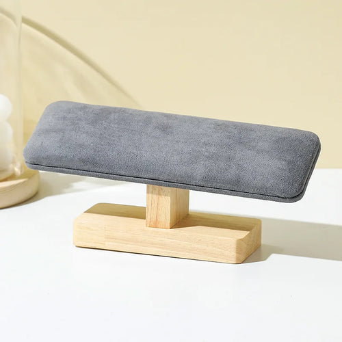 Élégance naturelle – Présentoir en bois pour montres & bijoux | Verdalya