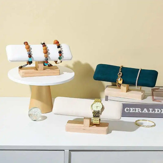 Élégance naturelle – Présentoir en bois pour montres & bijoux | Verdalya